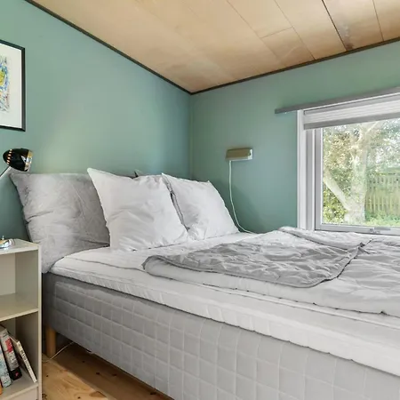 Feriehus Cozy In Bjert With House Sea View Binderup Strand